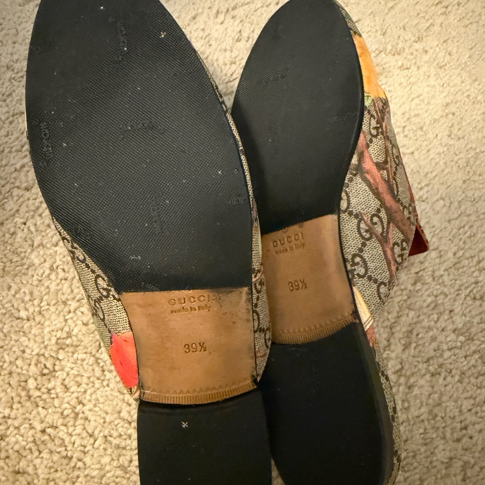 Gucci Multicolor Parrot Print Mules - Picture 4 of 4
